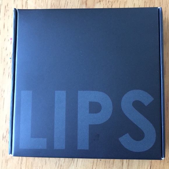 FOCALLURE set matte lipstick waterproof lasting - Picture 6 of 8